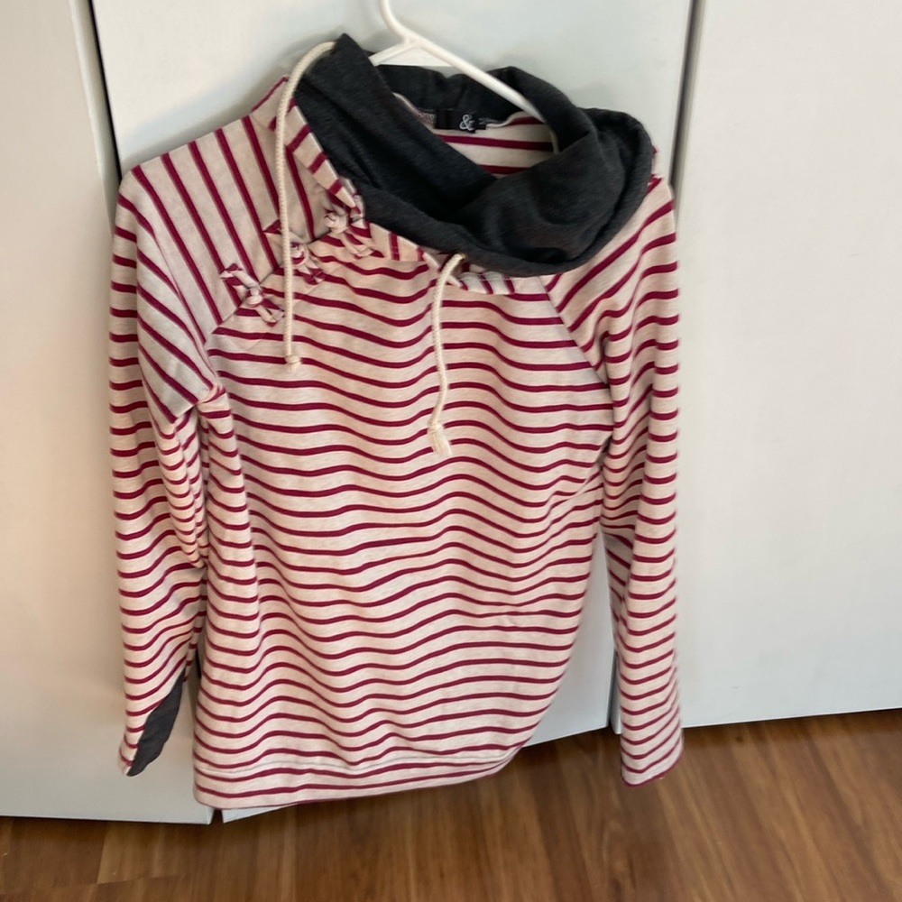 Ampersand Ave Maroon & white double hooded sweatshirt good used condition